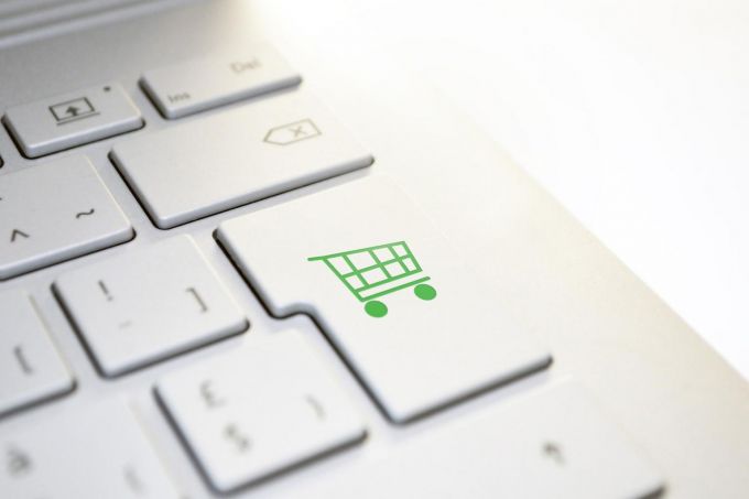 Online shopping looks hot – but 80% of e-tailers are in the red