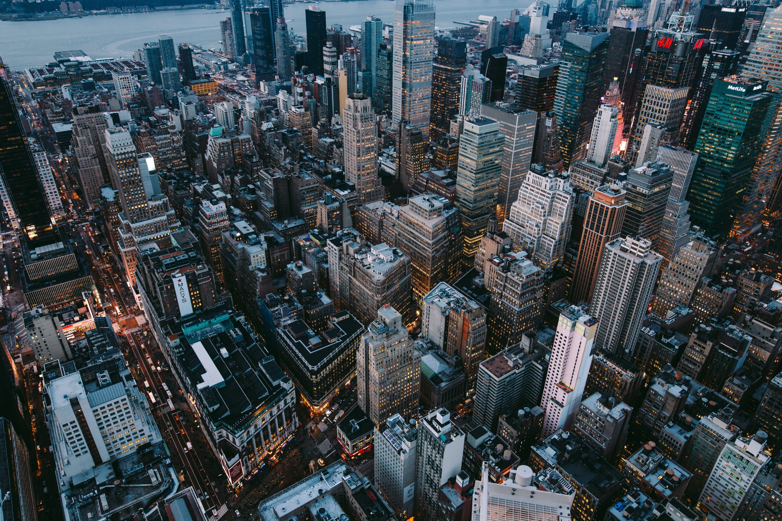 Handshakes Leverages S&P Global Market Intelligence Business Relationships Dataset To Help Companies Enhance Risk Management